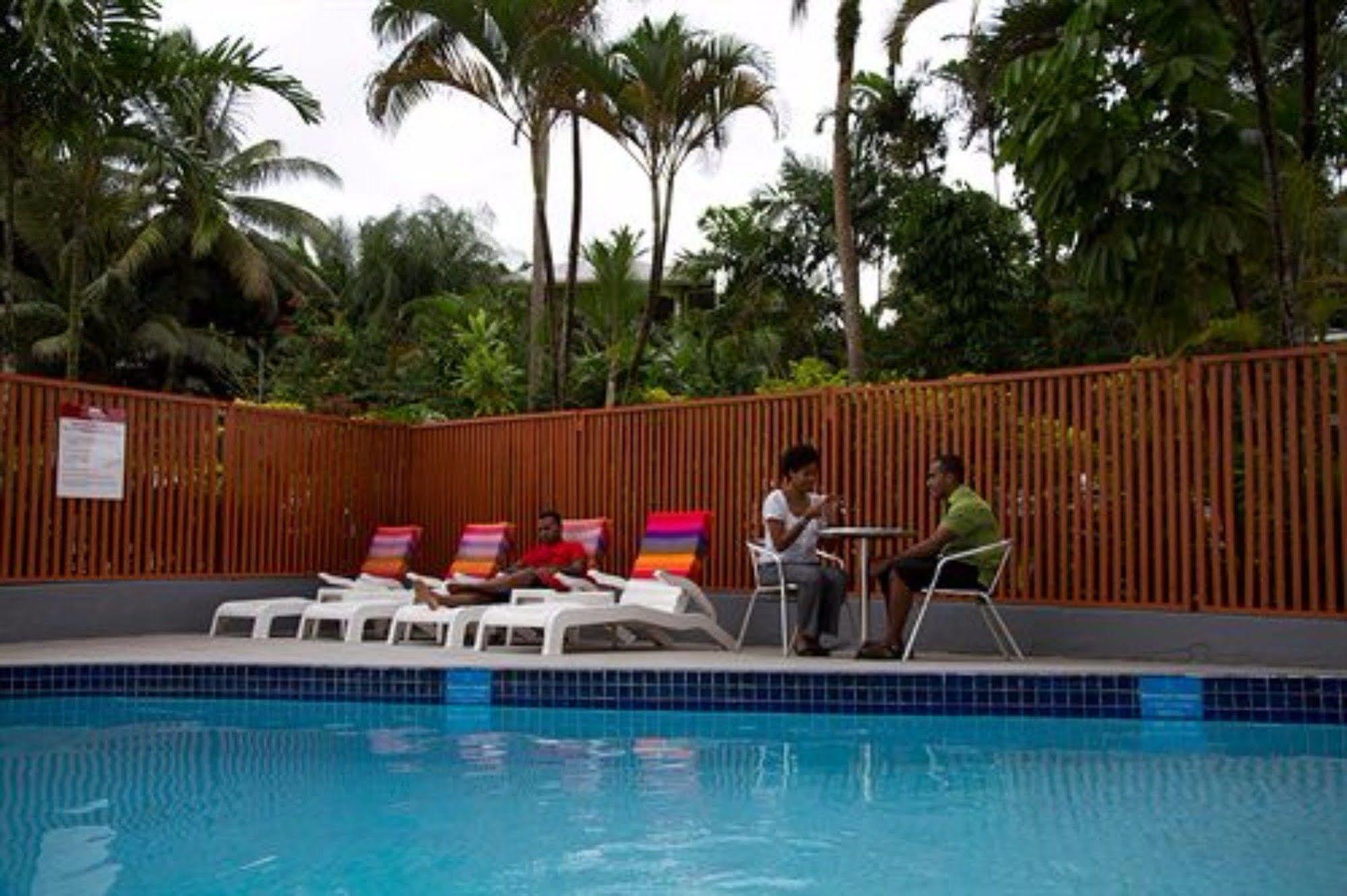 Tanoa Plaza Hotel Suva Exteriör bild
